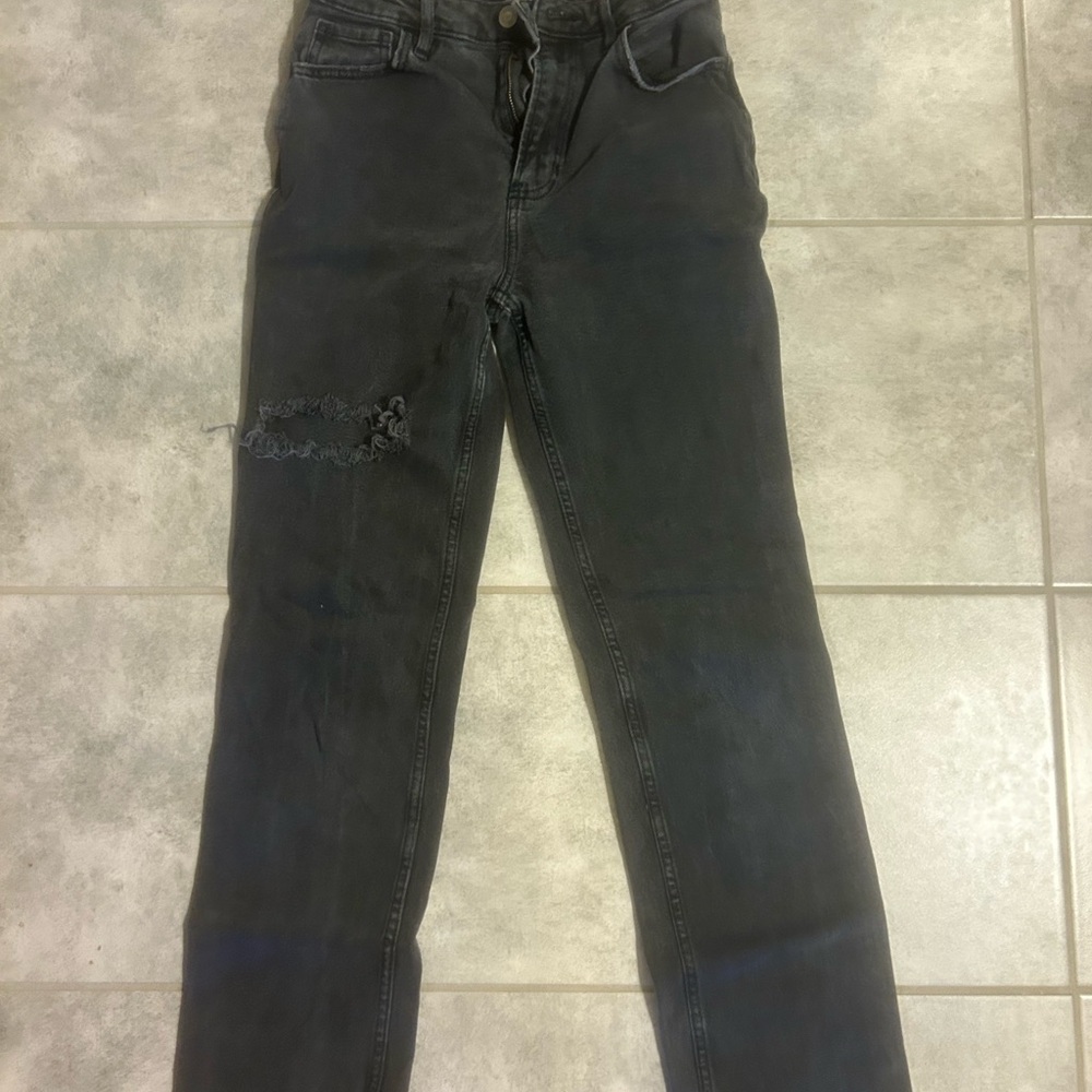 Women's Black Distressed Jeans